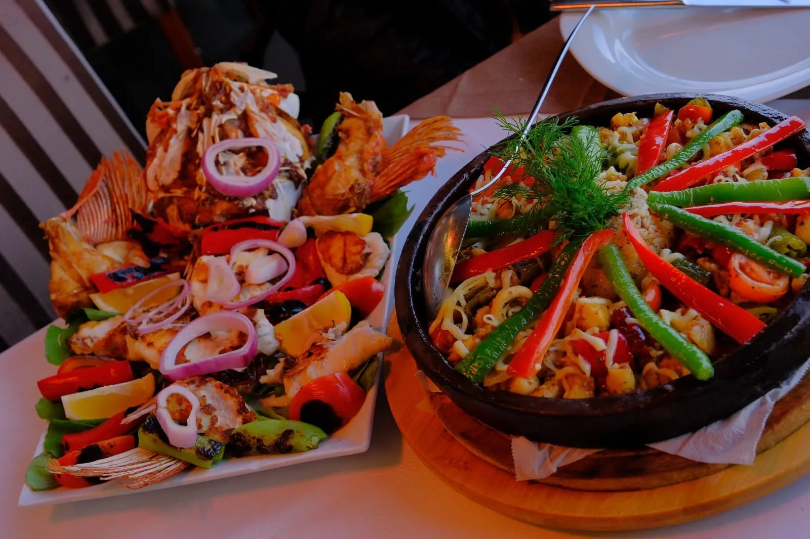 Piatti caldi di frutti di mare